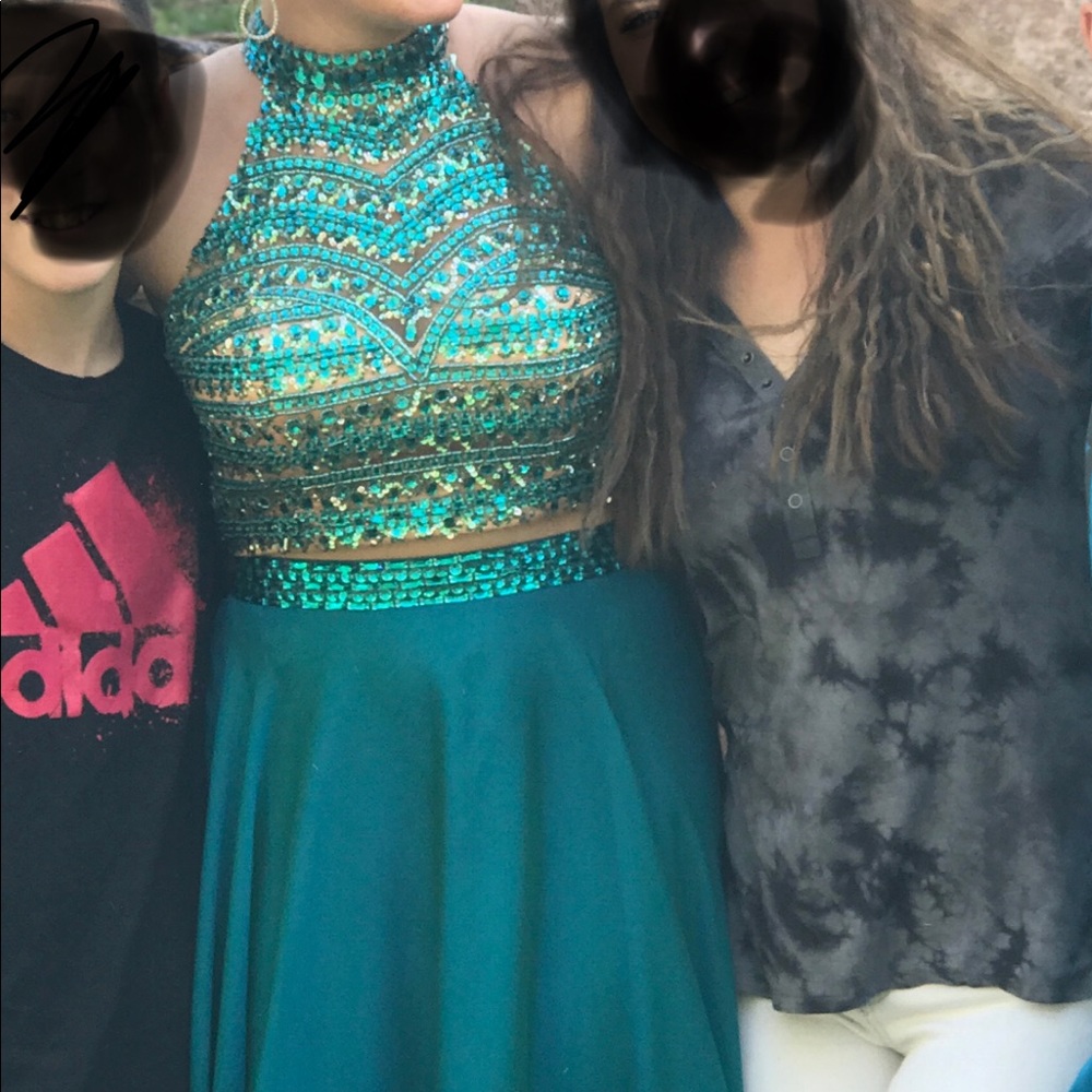 Sherri Hill formal dress